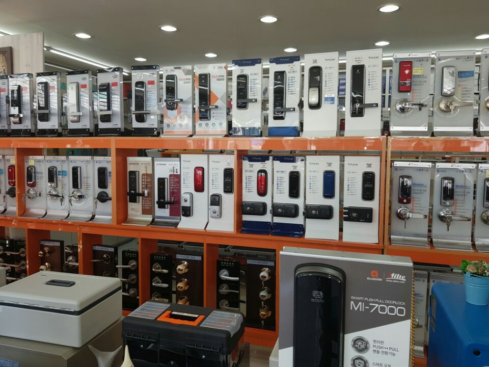 세계열쇠선일금고속초점