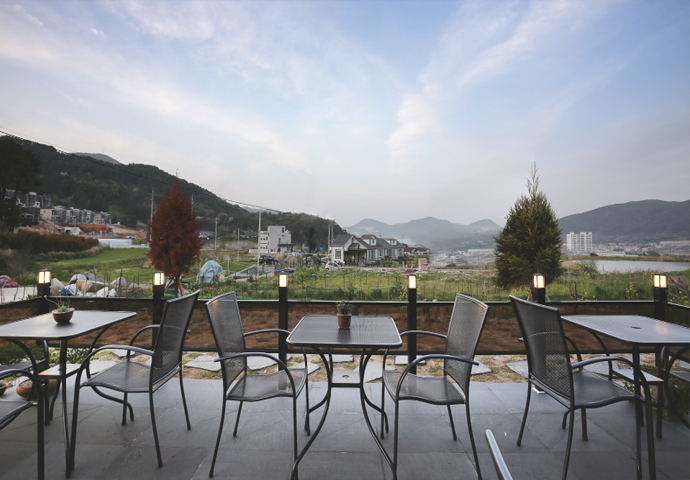 펜션거제하우스&카페마루