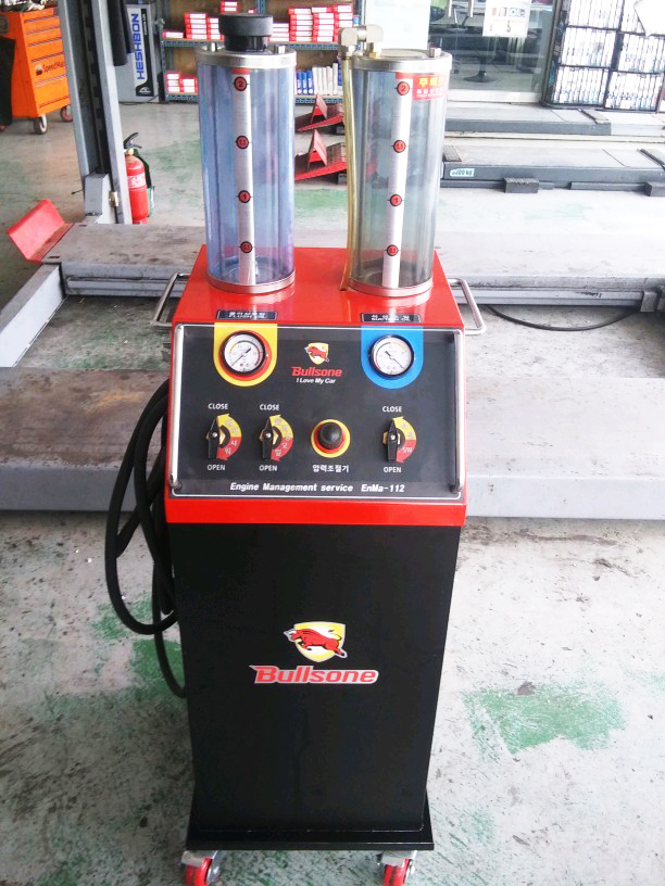 엔진오일 잔류제거 및 워싱 / 플러싱작업