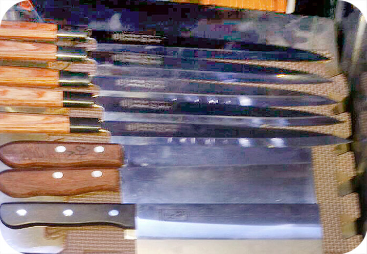 각종 칼 갈아드립니다.