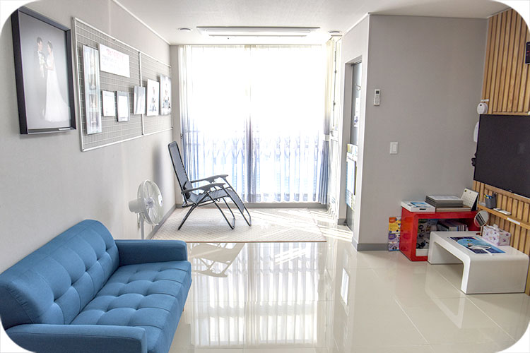 뮤트 1호 별장 ::: Living Room