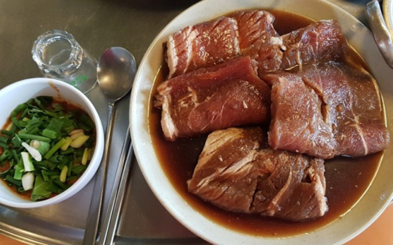 돼 지 갈 비