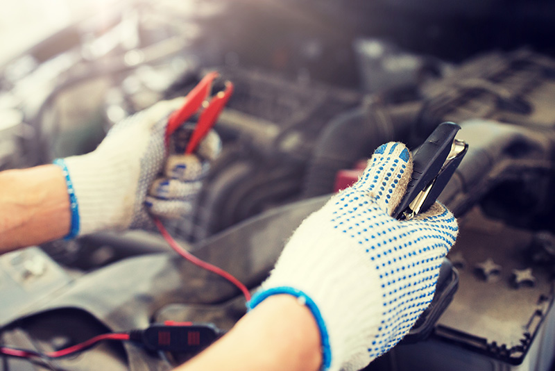 자동차 정비 및 수리