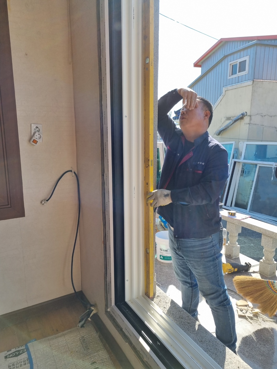 수직 수평은 숙련된 기사님께서 직접