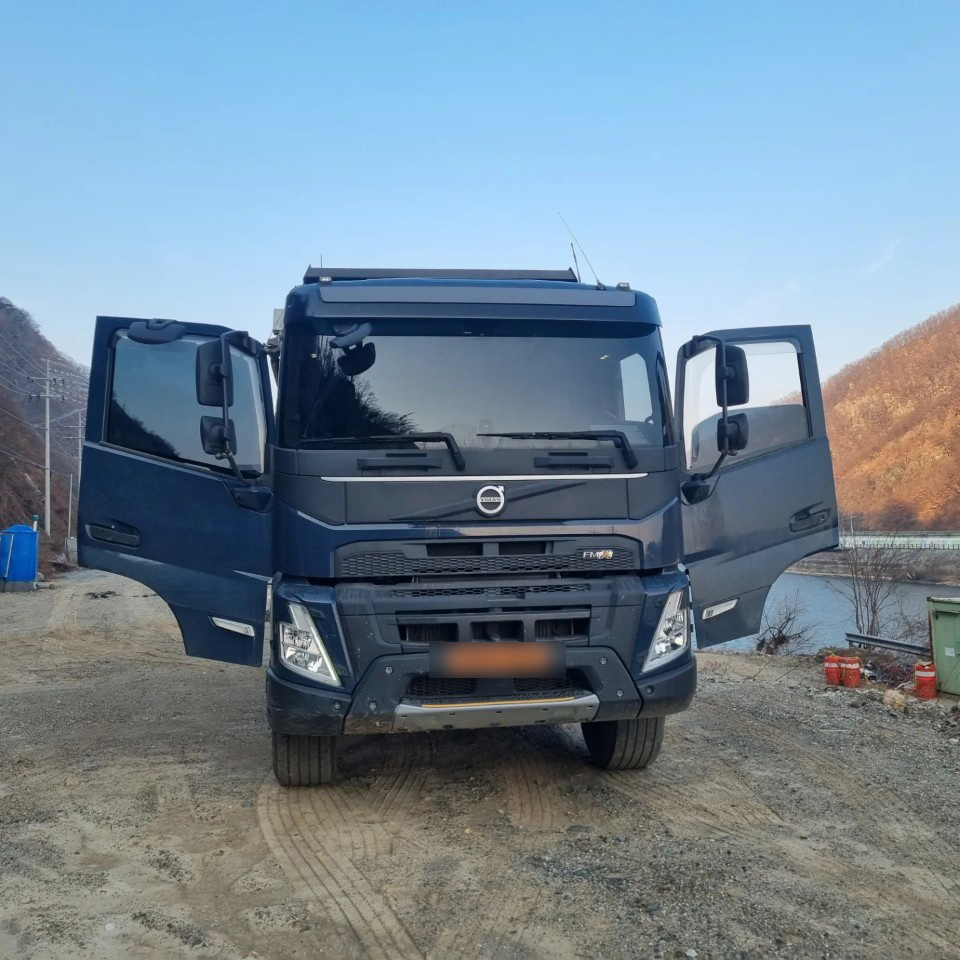 우현중기 이미지