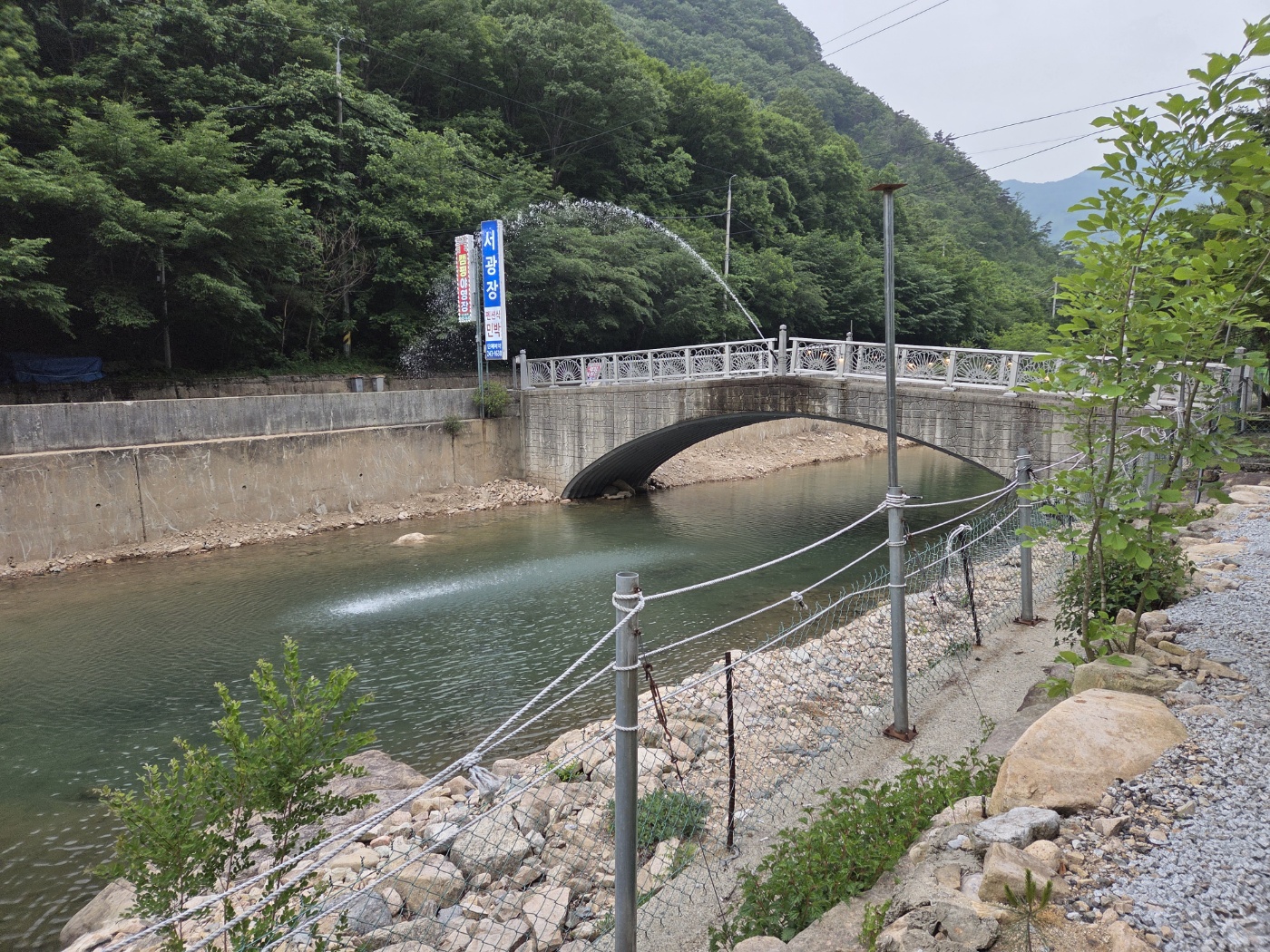 운장산계곡 캠핑야영장 이미지