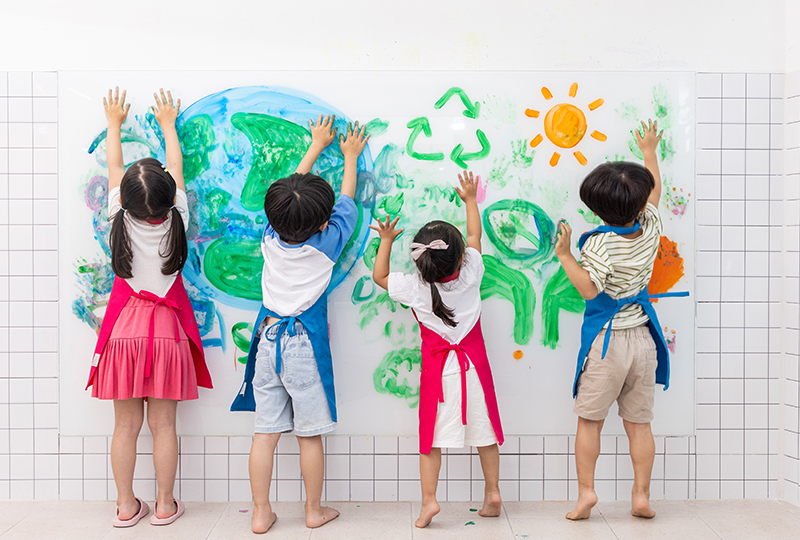 즐겁게 배우는 놀이중심교육 