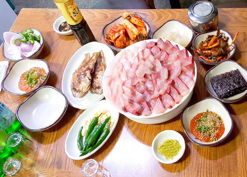 대방어회 상차림